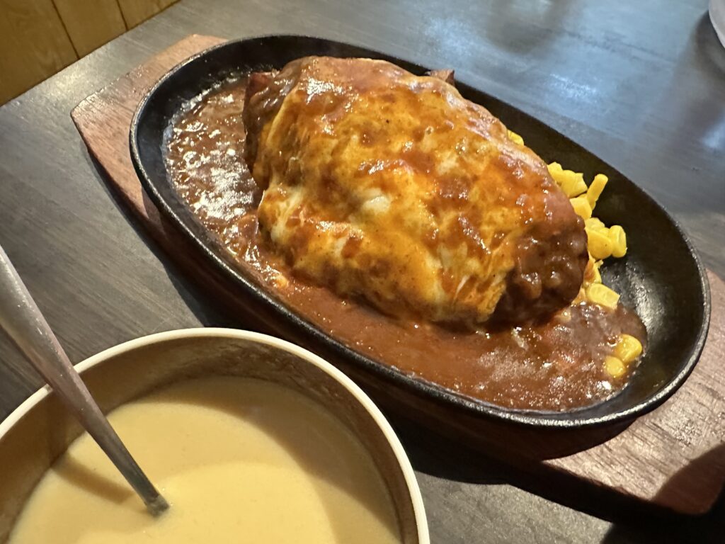 チーズハンバーグ定食